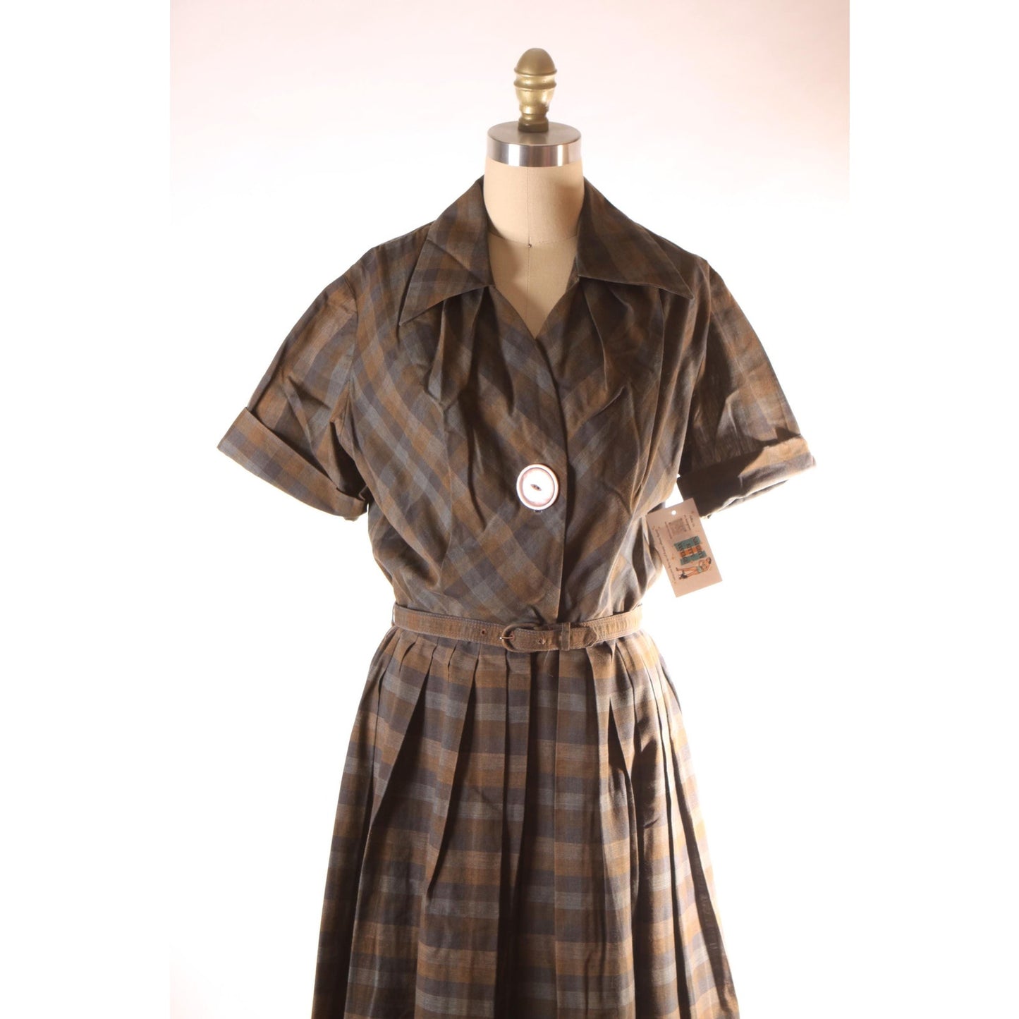 1950s Brown and Gray Plaid Oversized Button Short Sleeve Fit and Flare Belted Dress by Fashionmaker -M