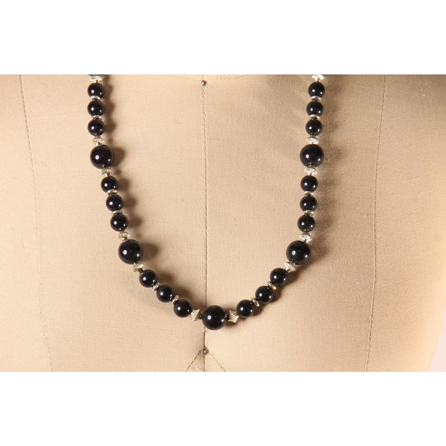1980s Black and Silver Tone Metal Beaded Necklace