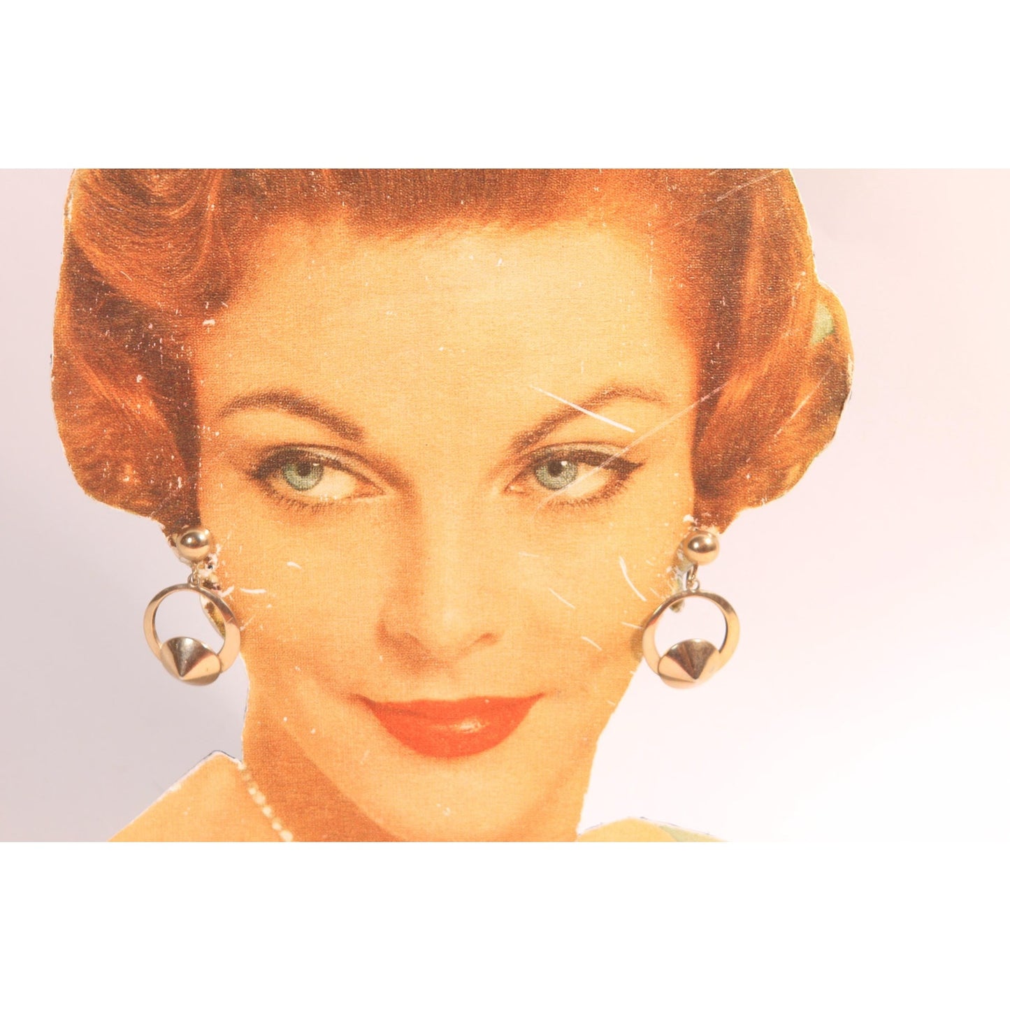 1950s Gold Tone Metal Hoop and Pointed Tip Brutalist Screw Back Earrings