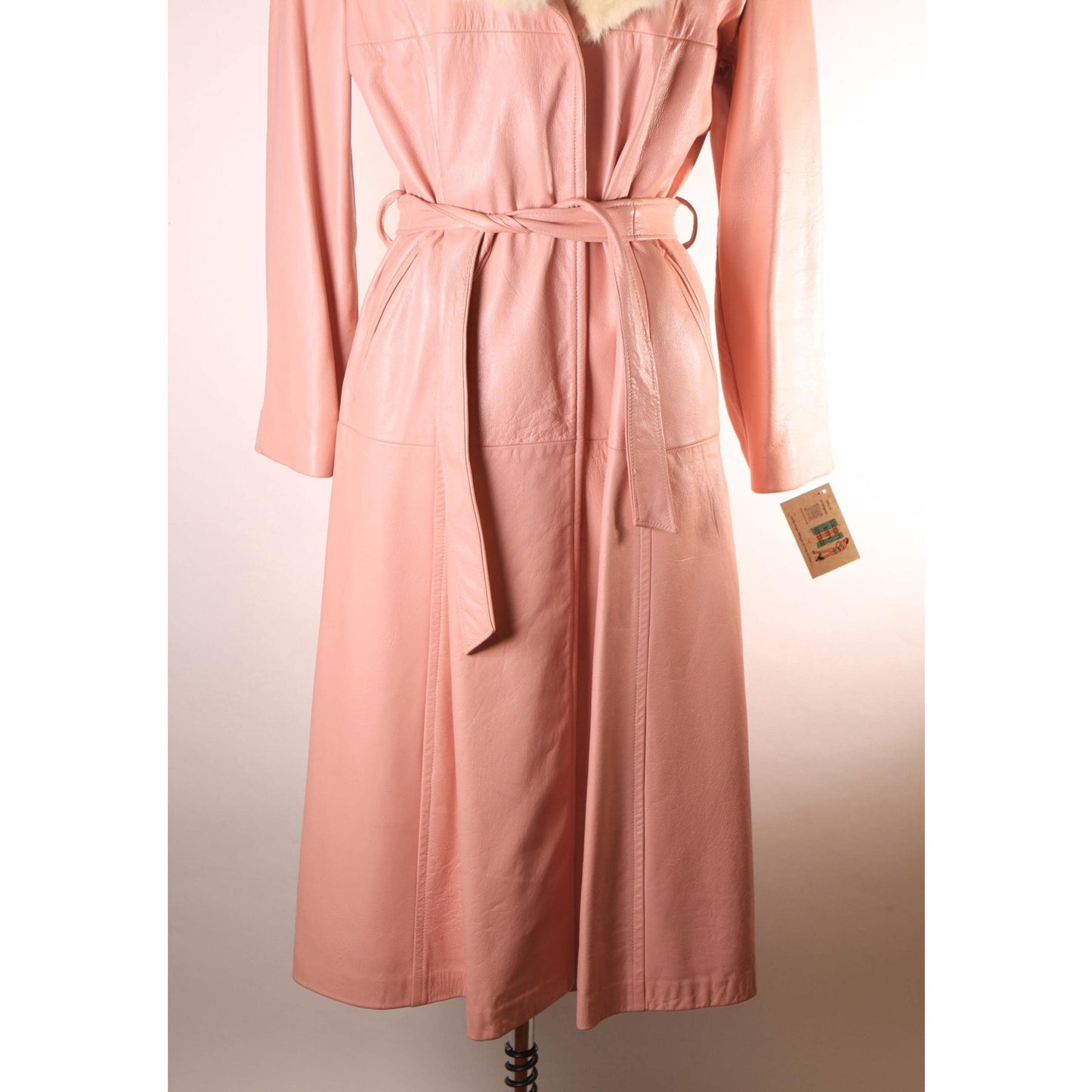 1970s Light Pink Leather Cream Fox Fur Collar Belted Trench Coat by New England Sportswear Company -L-XL
