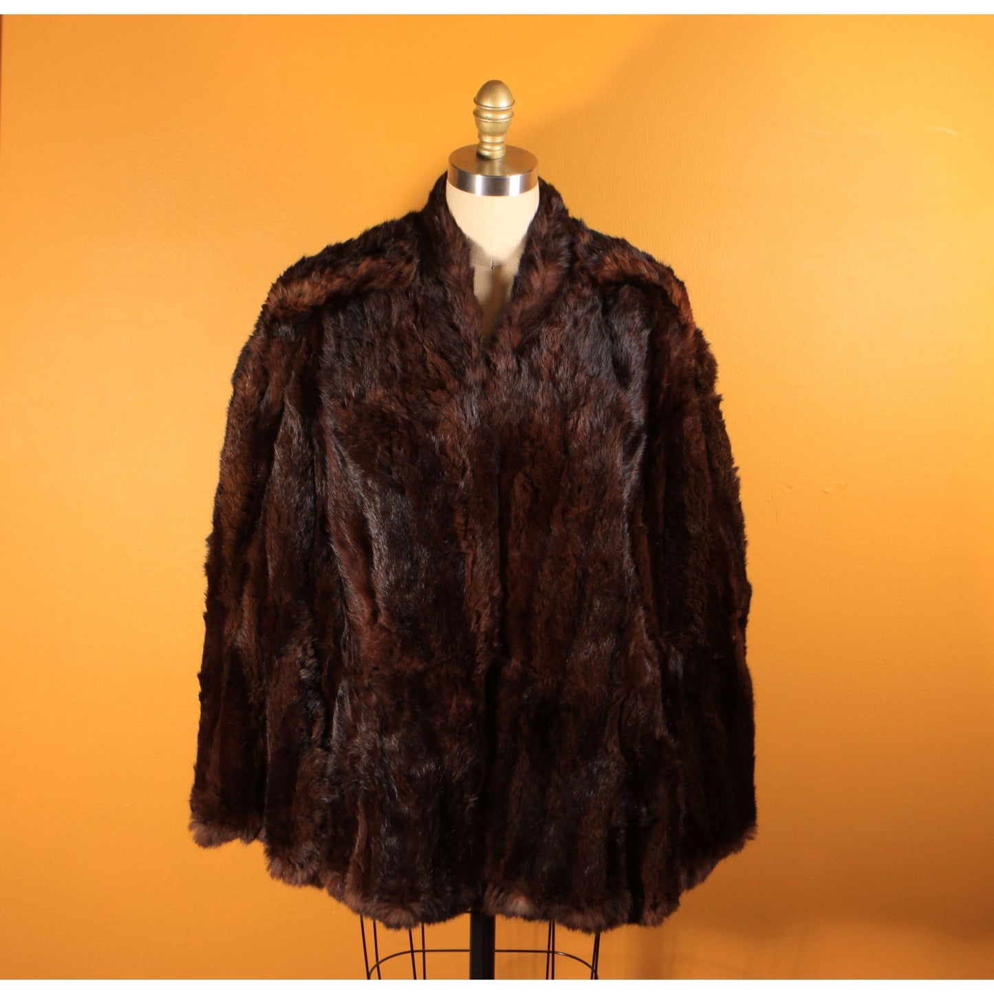 1940s Dark Brown Dyed Russian Squirrel Fur Cape -M-L