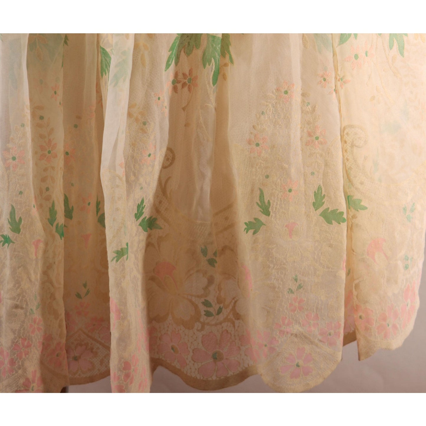 1950s Cream, Pink and Green Velvet Flocked Floral Pink Bow Detail Sleeveless Dress