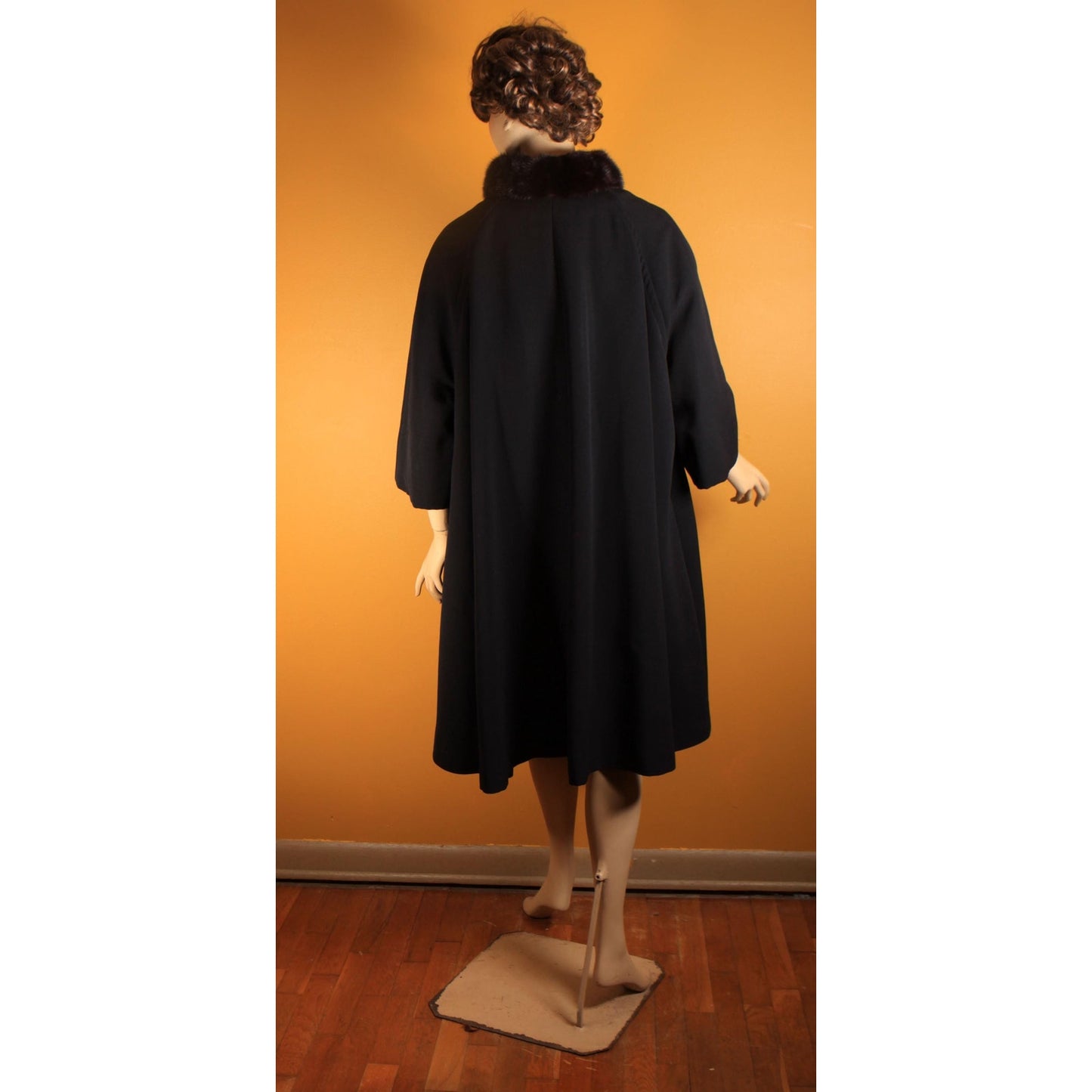 1950s Black Bracelet Sleeve Mink Fur Collar Swing Coat by Netter's -XL