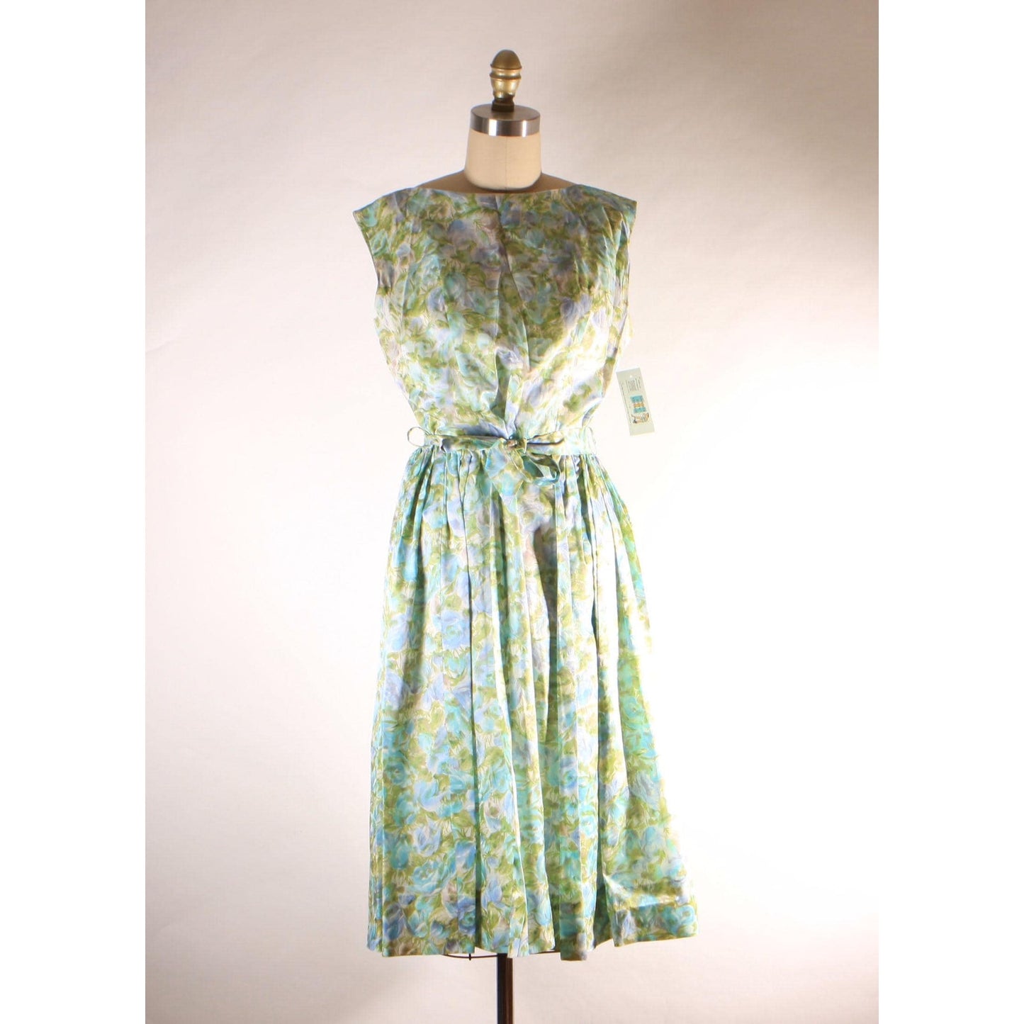 1950s Blue and Green Floral Sleeveless Belted Flared Dress