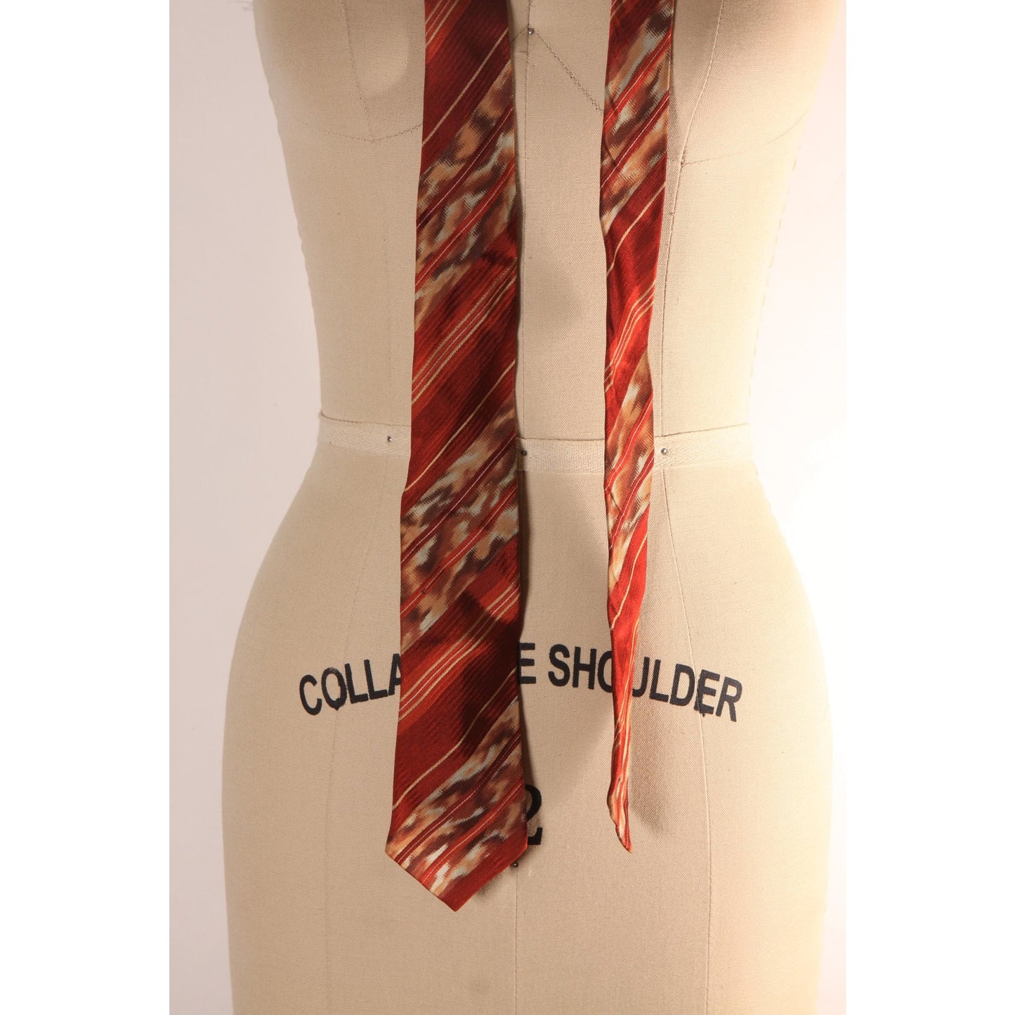 1970s Red, Orange and Cream Striped Abstract Necktie Tie