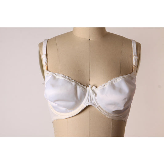 1970s White Sheer Lace Trim Bow Detail Bra