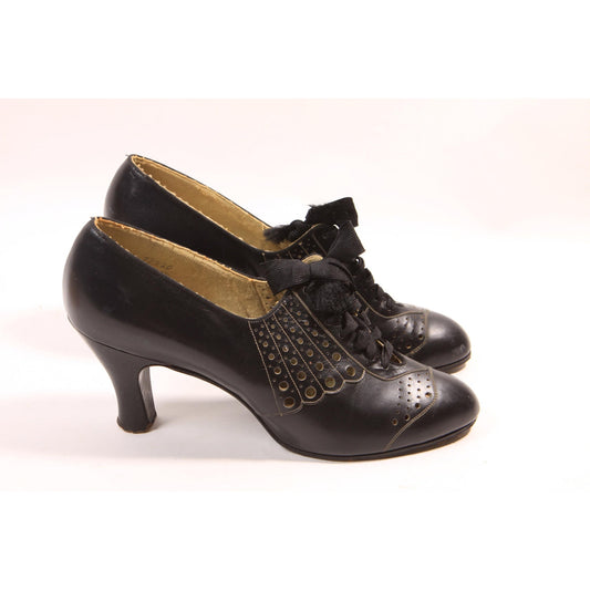 1930s Art Deco Black Lace Up Gothic Pointed Toe Pumps High Heels