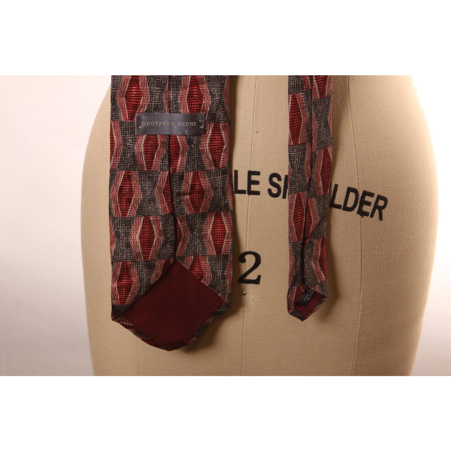 1980s Red and Gray Abstract Print Necktie Tie by Geoffrey Beene