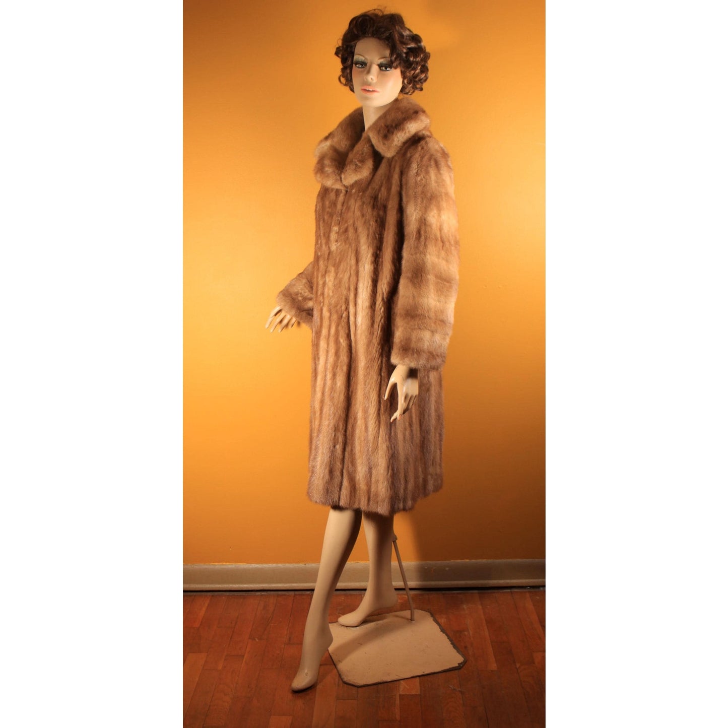 1950s Honey Brown Long Sleeve Mink Fur Coat by Paul Klink Furs -L