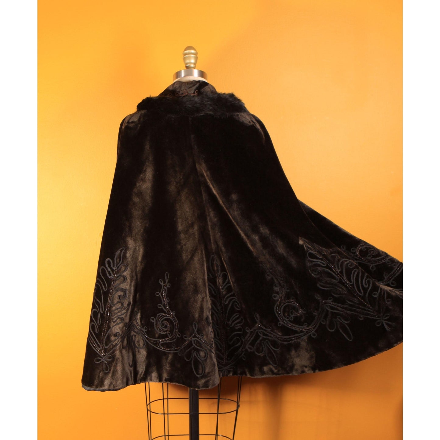 Antique 1800s 1900s Victorian Brown and Black Soutache Fur Trim Cape