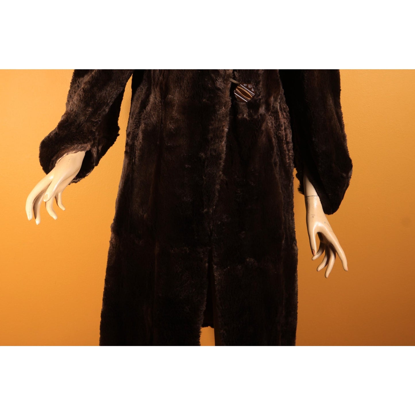 1940s Brown Sheared Beaver Fur Pointed Shoulder Coat -S