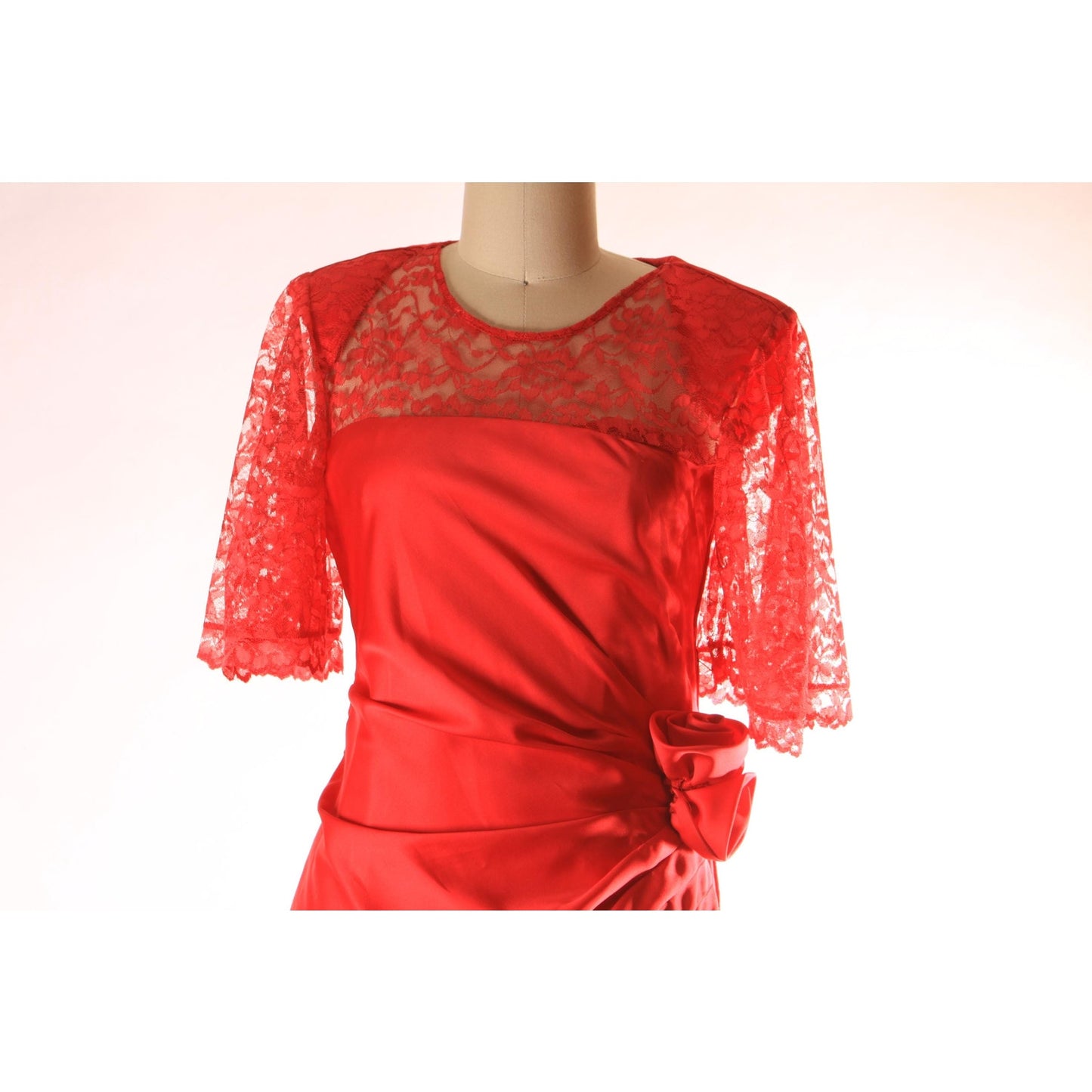 1980s Sheer Red Lace Half Sleeve Draped Drop Waist Rose Detail Lydia Deetz Formal Prom Dress -S