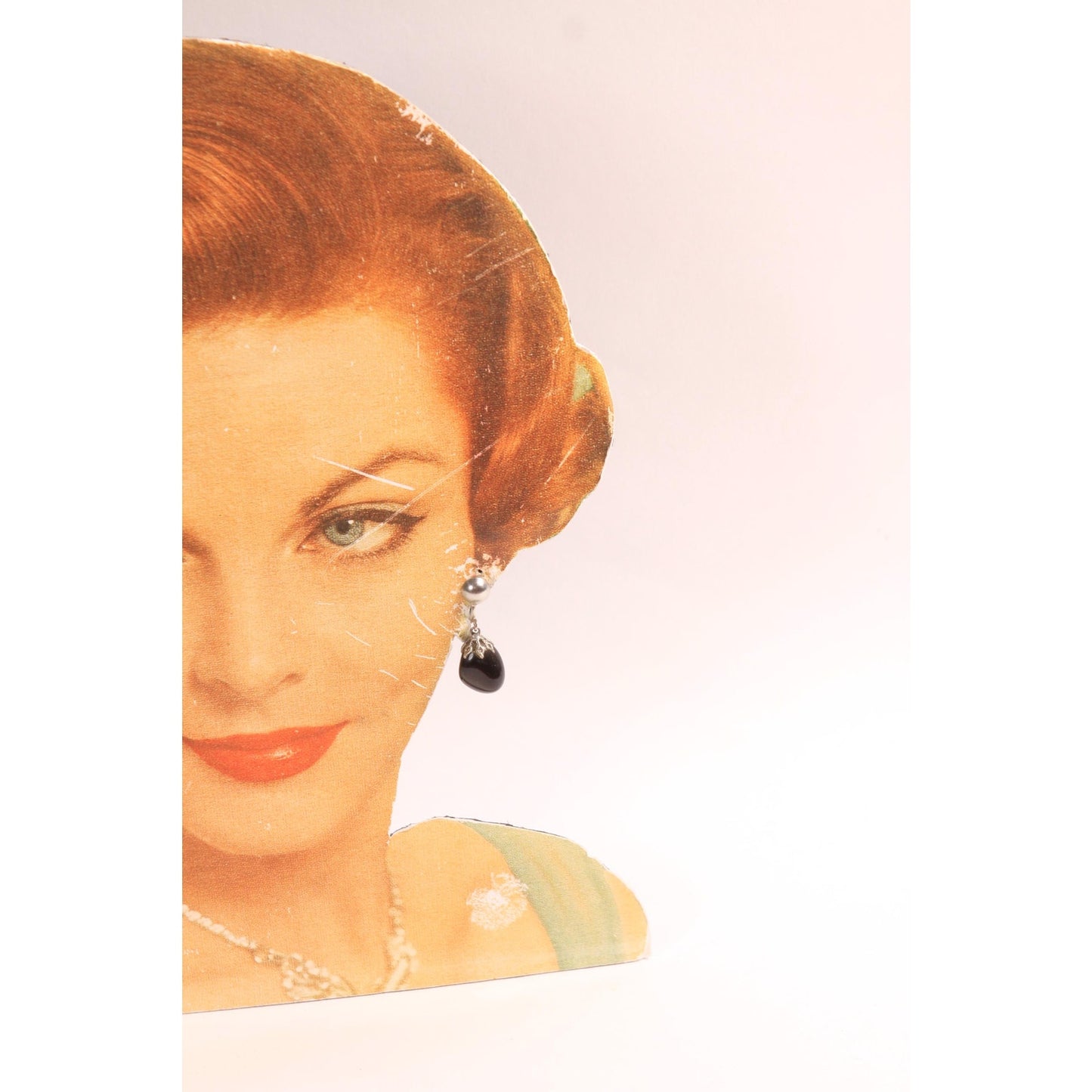 1950s 1960s Stone and Silver Tone Metal Screw Back Earrings