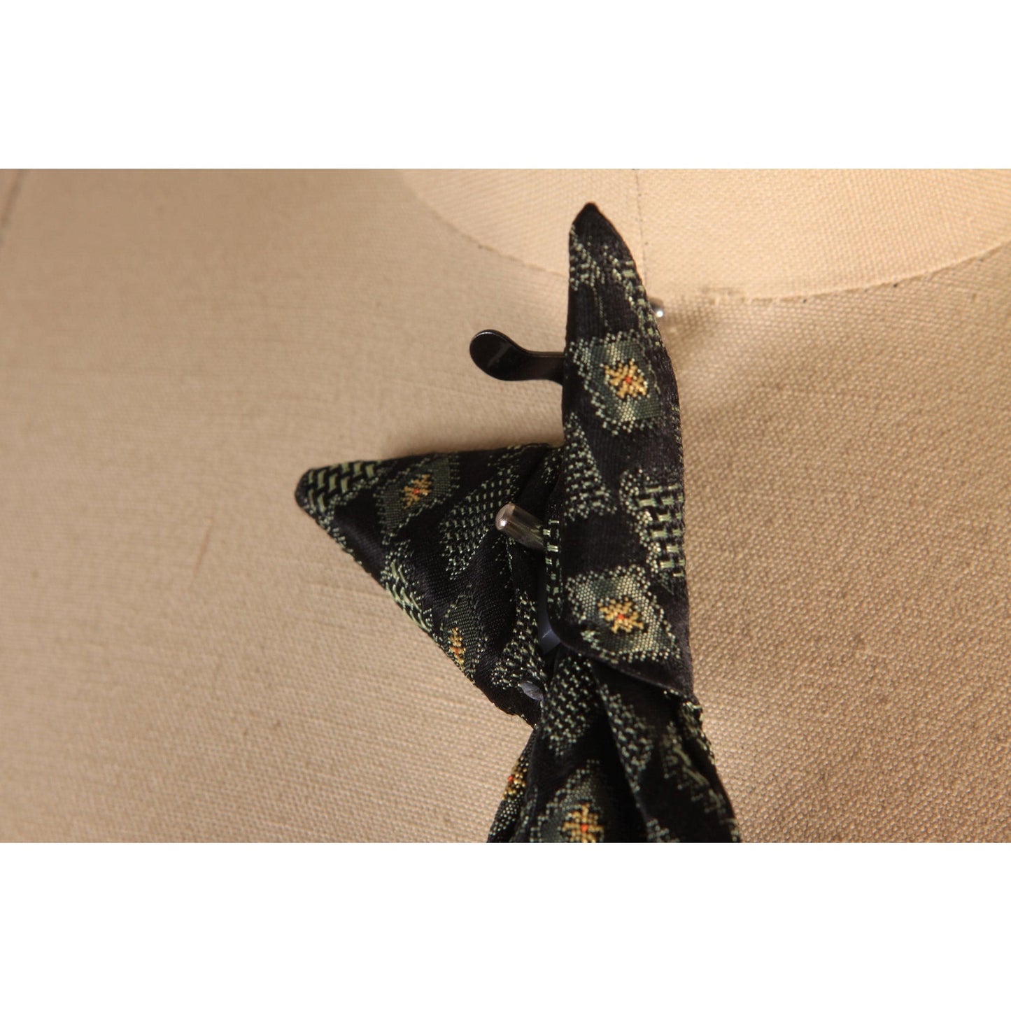 1960s Green and Yellow Geometric Clip On Necktie Tie by Rhynecliffe