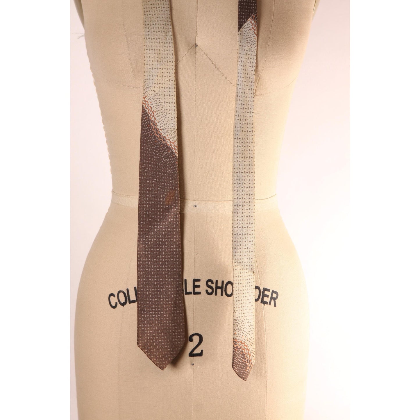 1960s Tan and Brown Abstract Swirl Necktie Tie by Authentic Botany Ties
