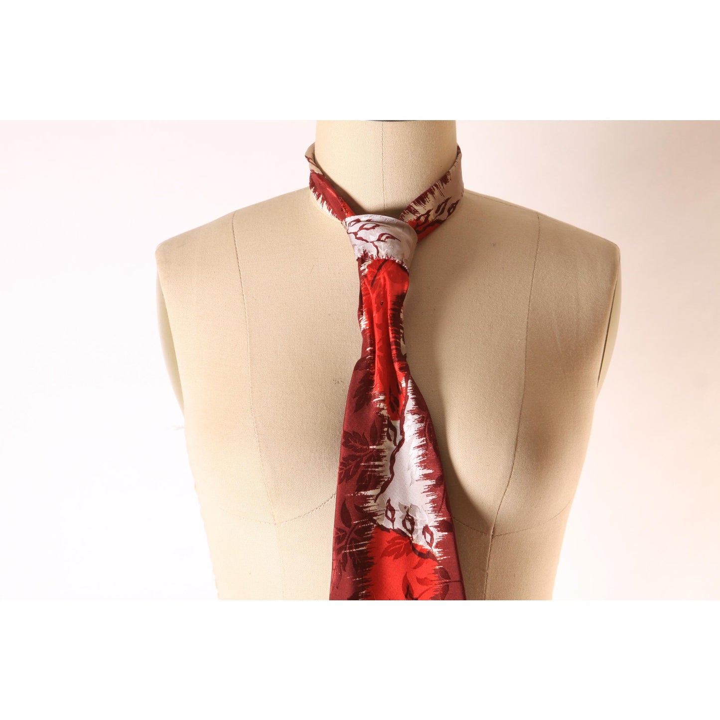 1950s Novelty Abstract Leaf Dark Red and Orange Red Mens Necktie Tie by Wilson Faultless