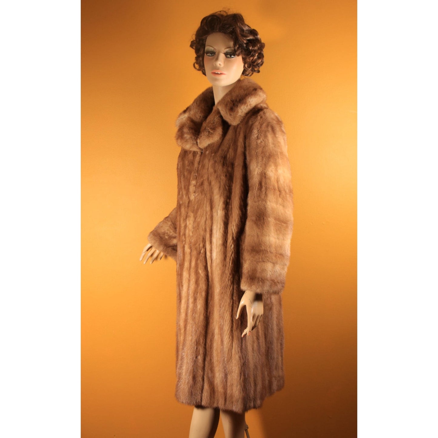 1950s Honey Brown Long Sleeve Mink Fur Coat by Paul Klink Furs -L