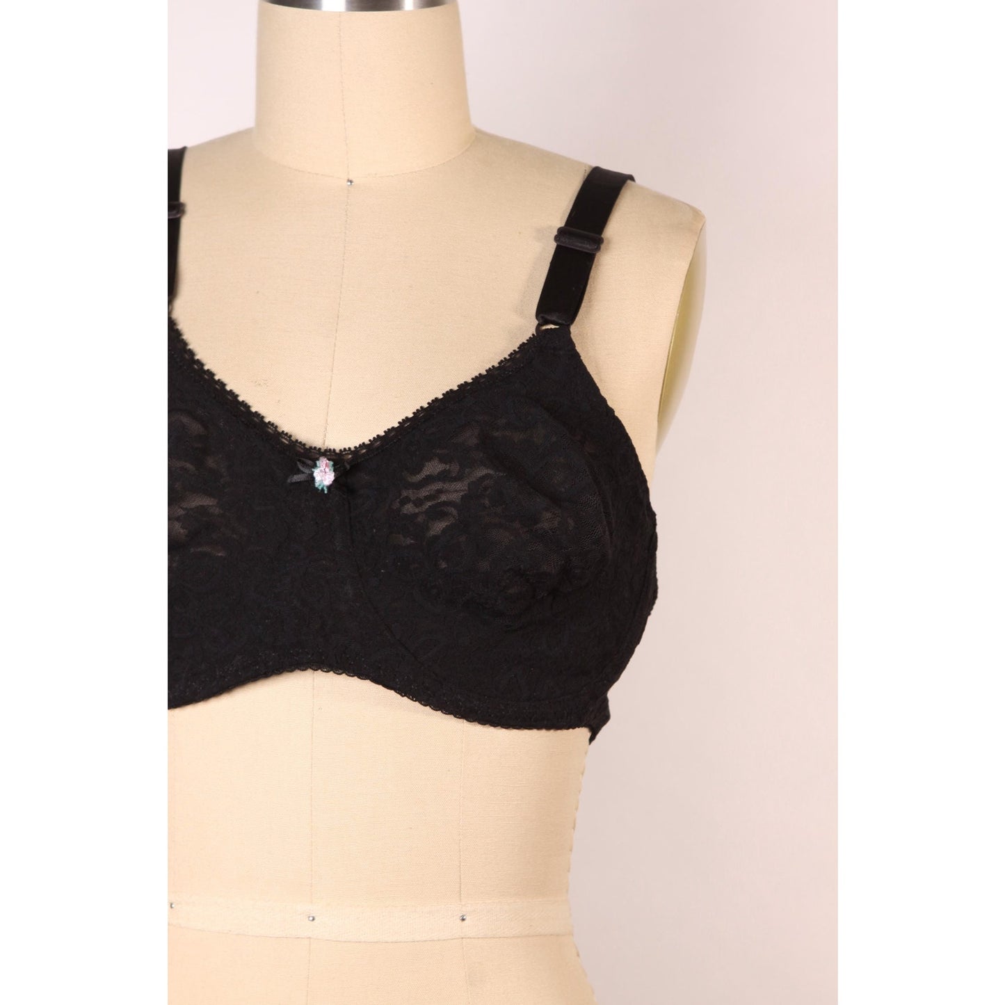 1980s Sheer Black Lace Floral Detail Bra by Bali-38C