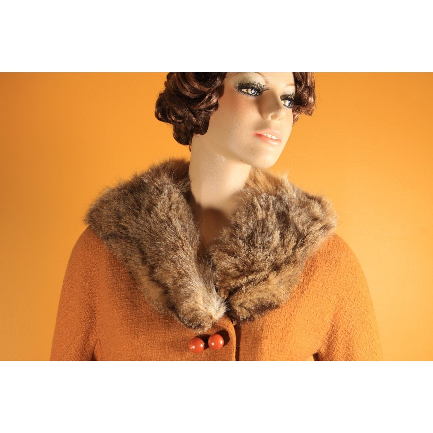 1950s Harvest Gold Yellow Bracelet Sleeve Fox Fur Collar Jacket and Pencil Skirt Two Piece Suit Outfit -XS