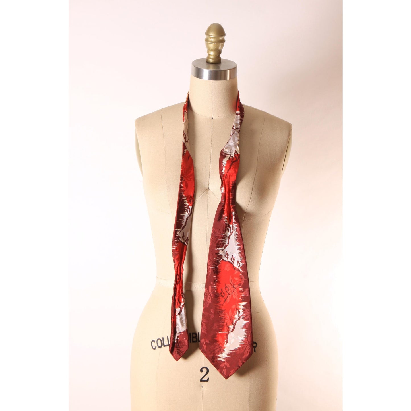 1950s Novelty Abstract Leaf Dark Red and Orange Red Mens Necktie Tie by Wilson Faultless