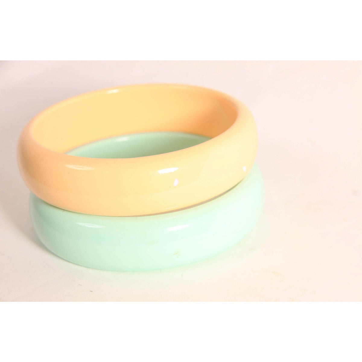 1980s Sea Foam Mint Blue Green and Pale Pink Plastic Stack of Bangle Bracelets