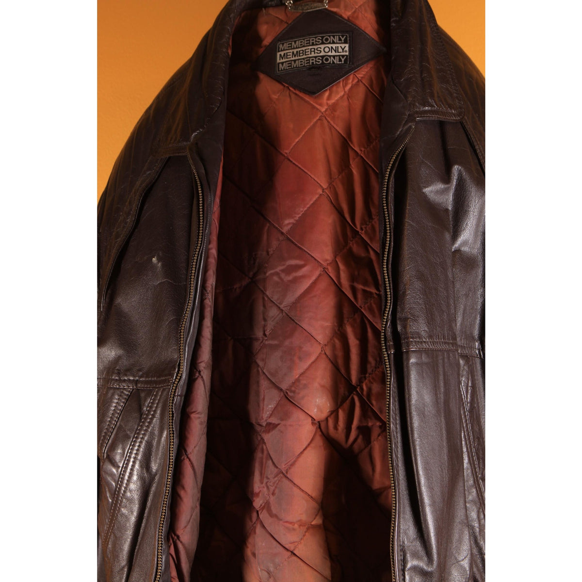 1980s Brown Leather Zip Up Pocketed Mens Bomber Jacket Coat by Members Only -L