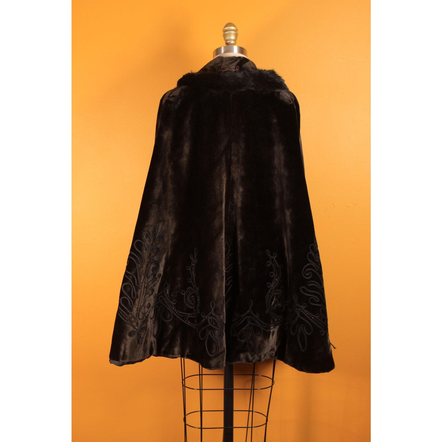 Antique 1800s 1900s Victorian Brown and Black Soutache Fur Trim Cape