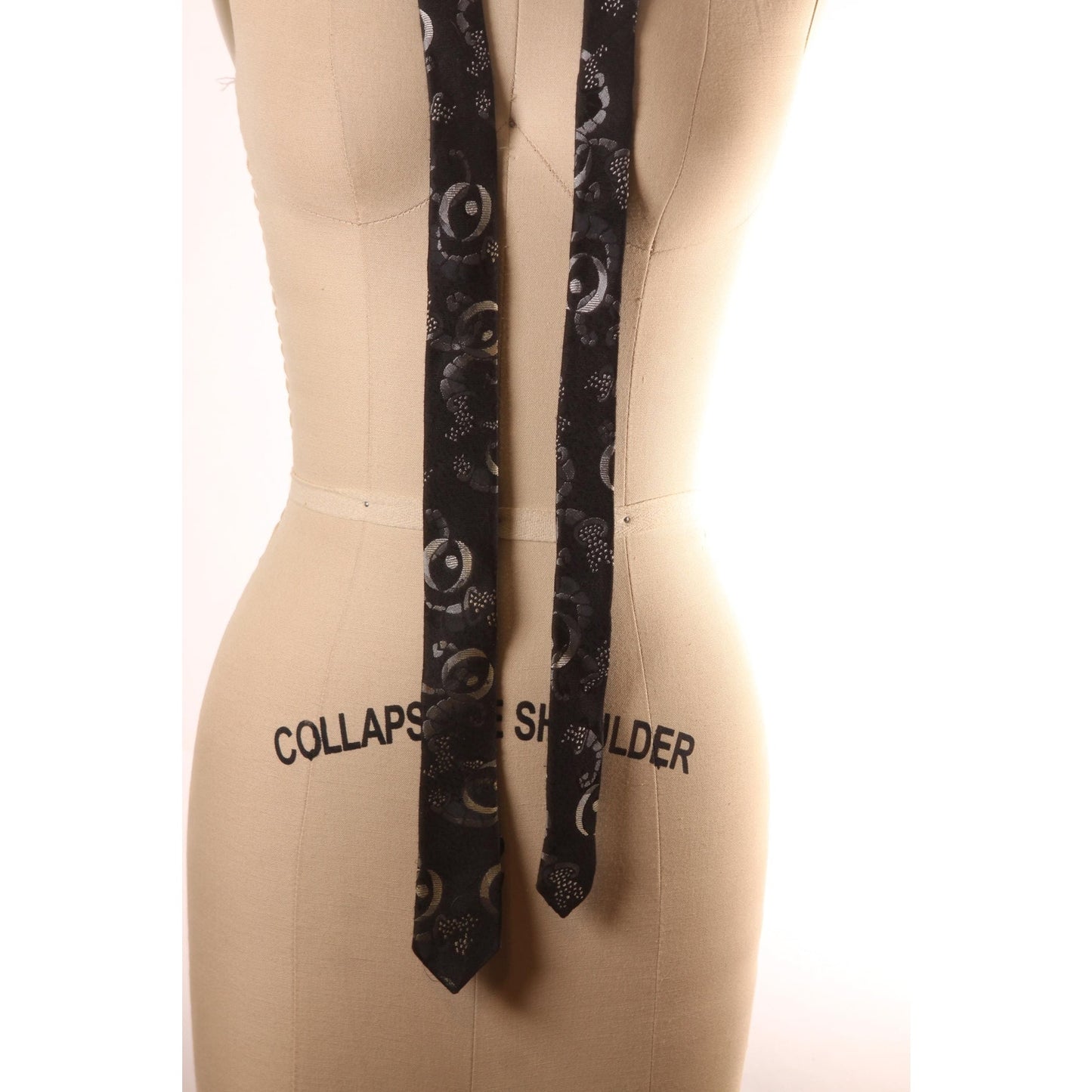 1970s 1980s Black and Gray Abstract Swirl Necktie Tie