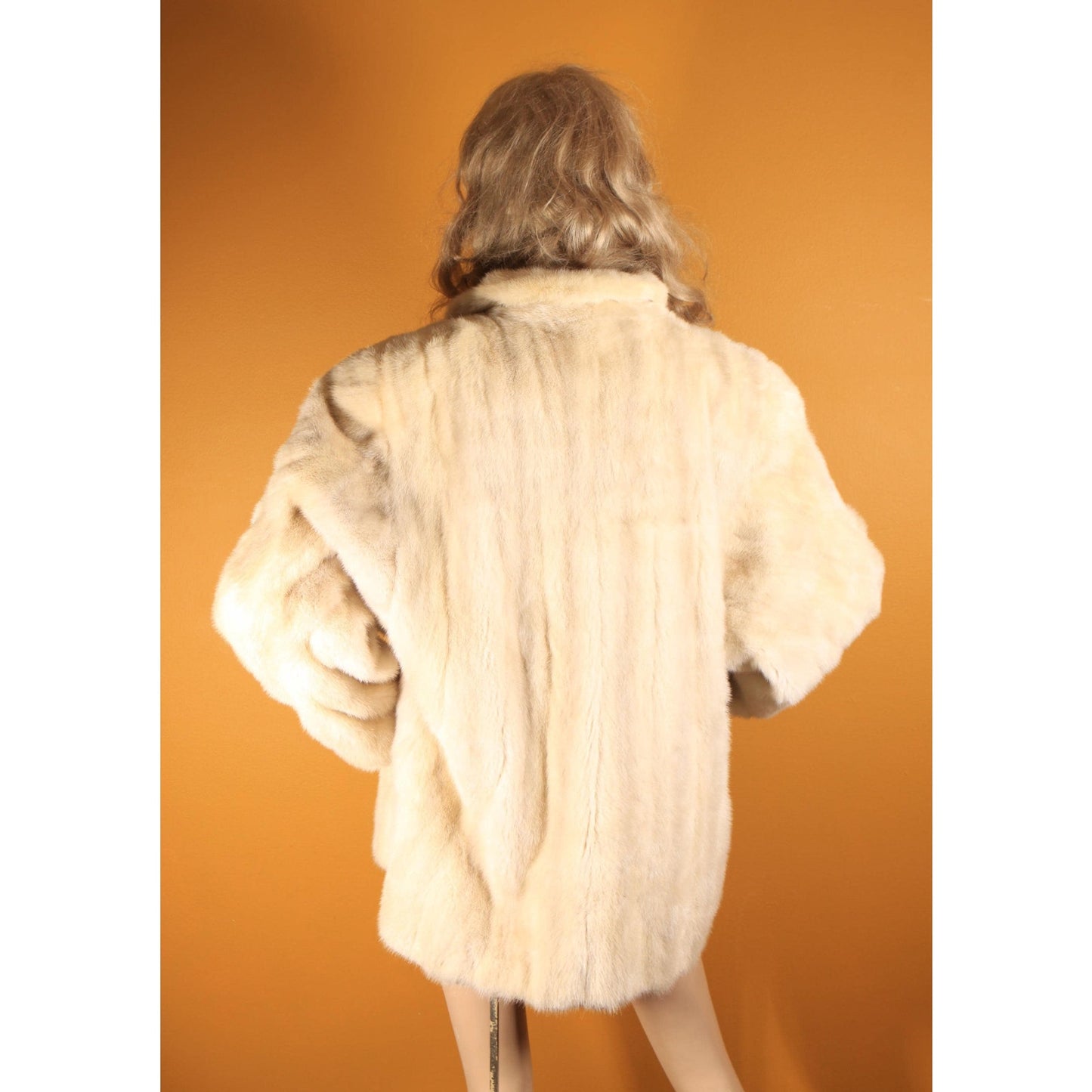 1980s Blonde Cream Off White Mink Fur Long Sleeve Coat by McDaniel's -S