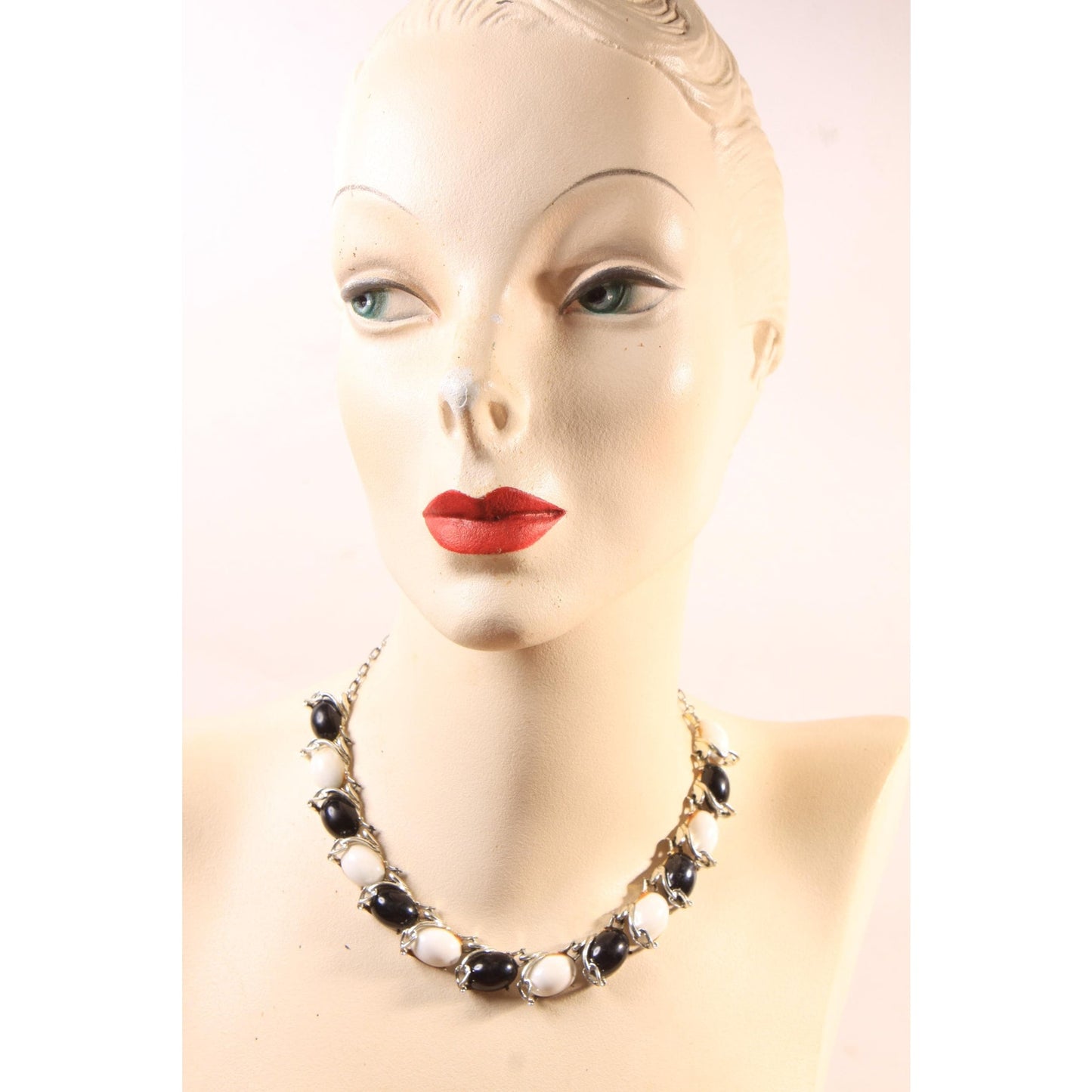 1950s Silver Tone Metal Black and White Statement Necklace