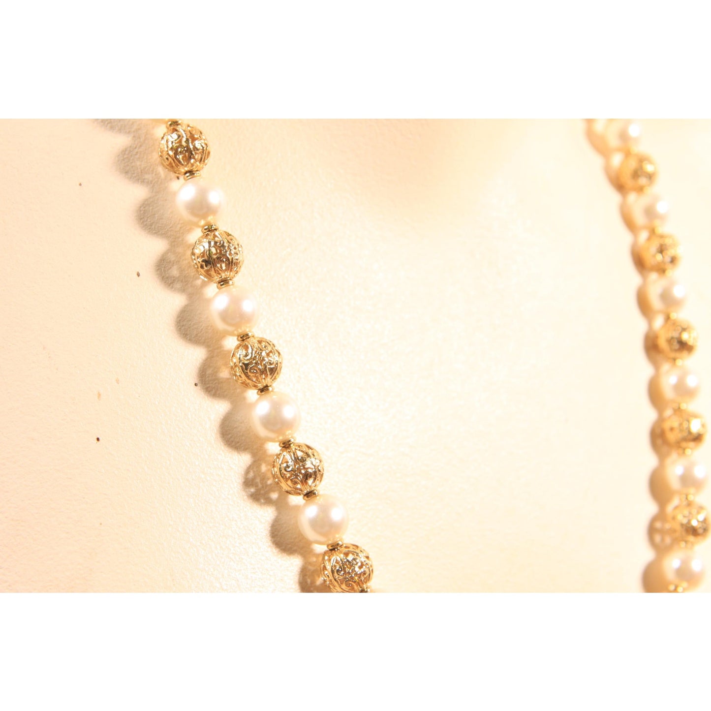 1960s Faux Pearl and Gold Tone Metal Beaded Necklace by Napier
