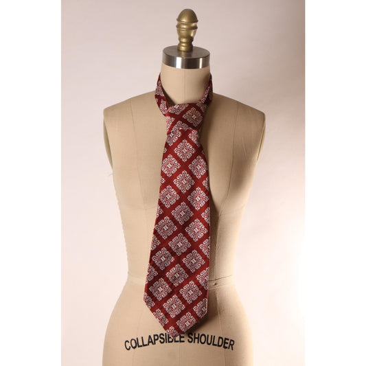 1970s Dark Red and White Geometric Swirl Wide Necktie Tie by Tie Rack