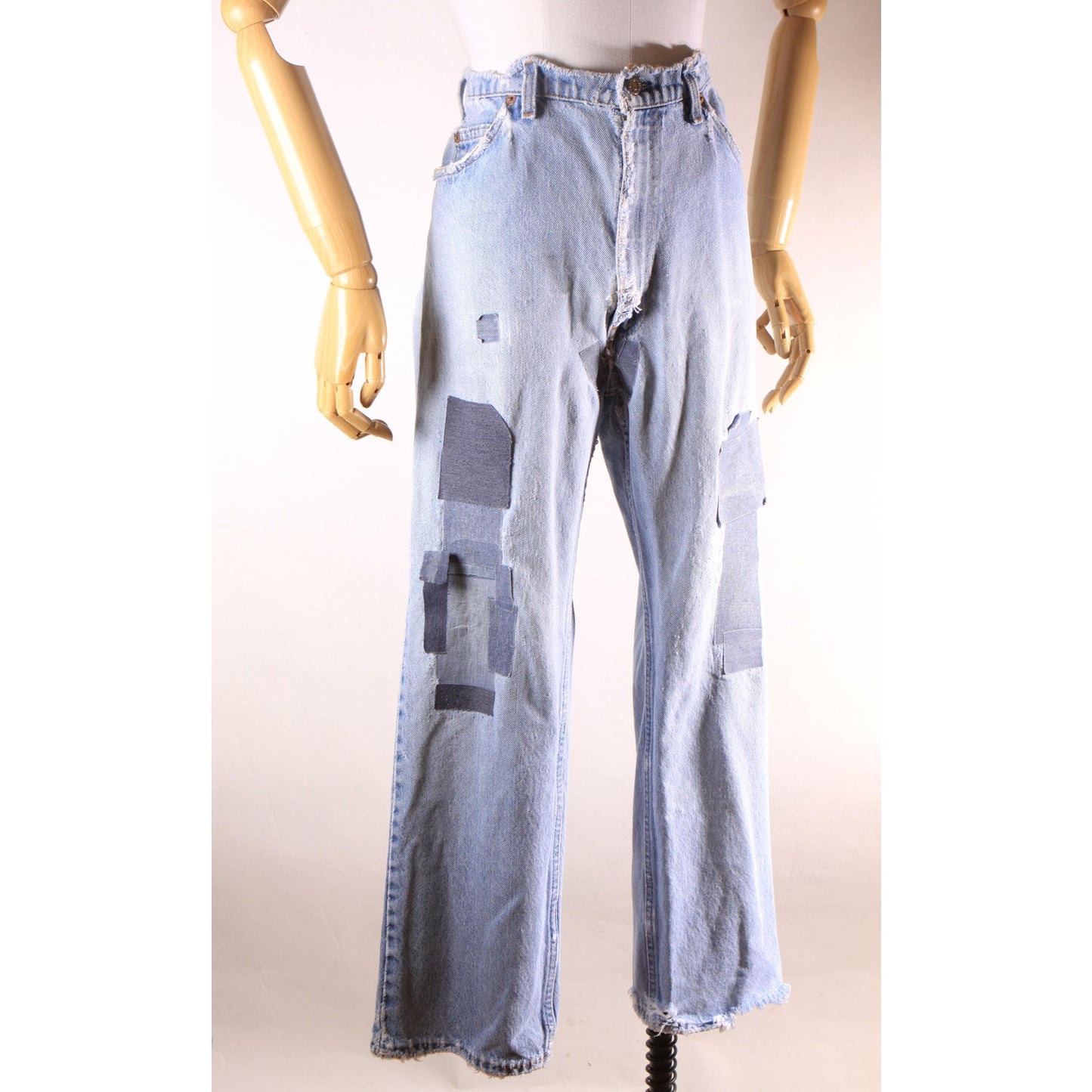 1980s Distressed Patch Fraying Blue Denim Orange Tab 517 Jeans by Levi's -38x30