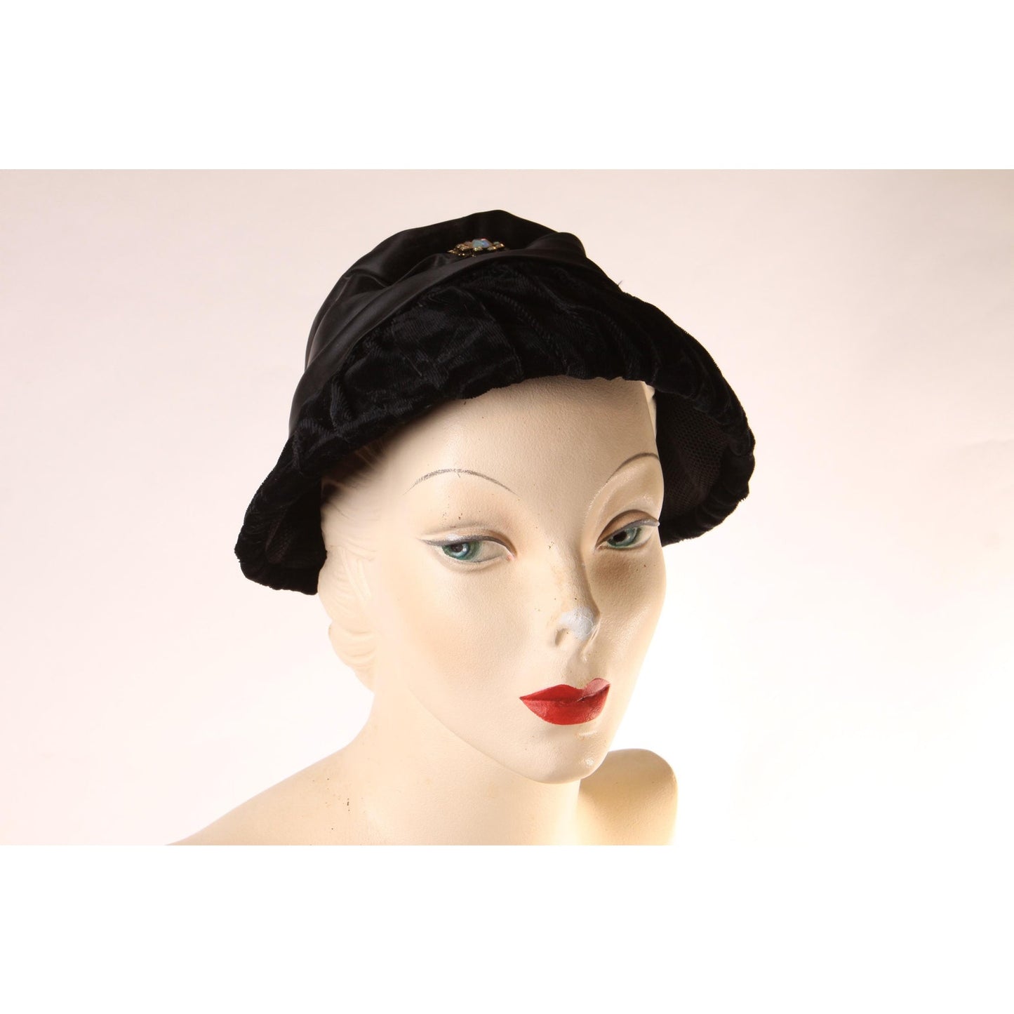 1960s Black Velvet Rhinestone Detail Formal Mushroom Hat