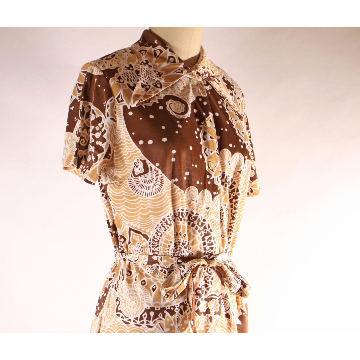 1960s Brown and Tan Psychedelic Abstract Swirl Short Sleeve Belted Dress -XL
