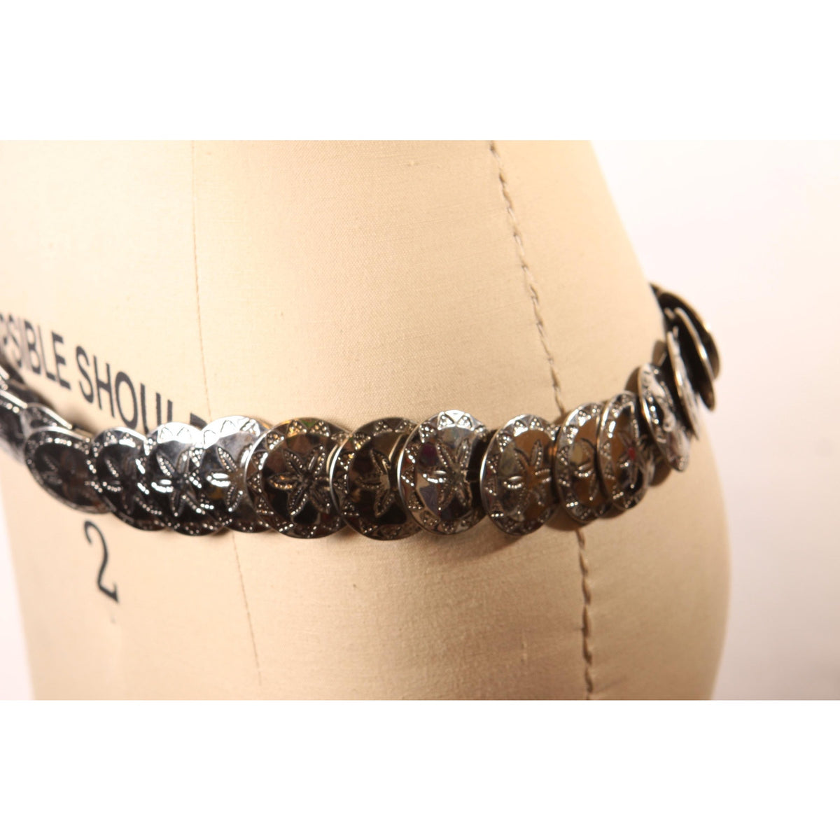 1970s 1980s Silver Tone Metal Sea Dollar Stretch Belt