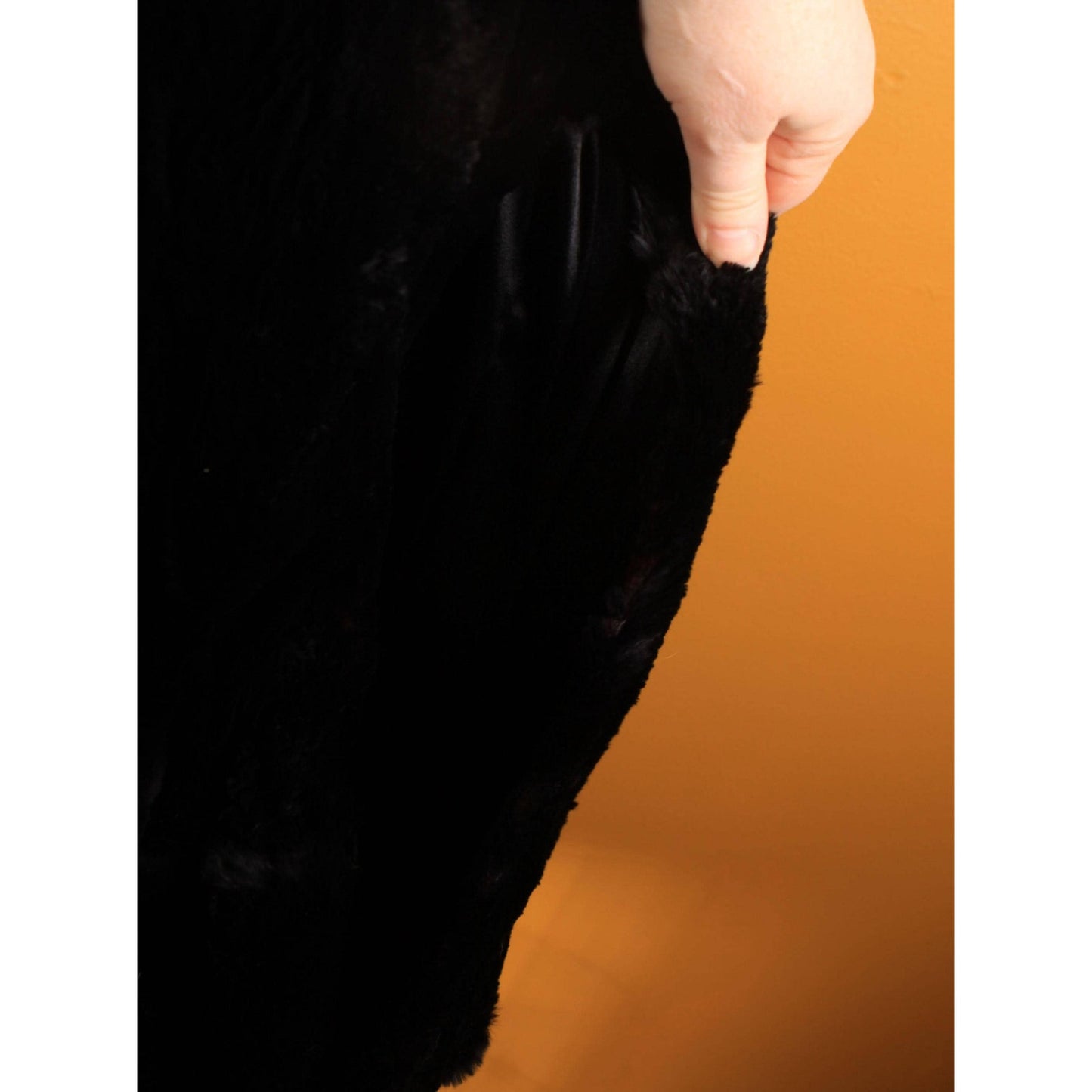 1940s Sheared Black Beaver Fur Cape by McDaniel's -M-L