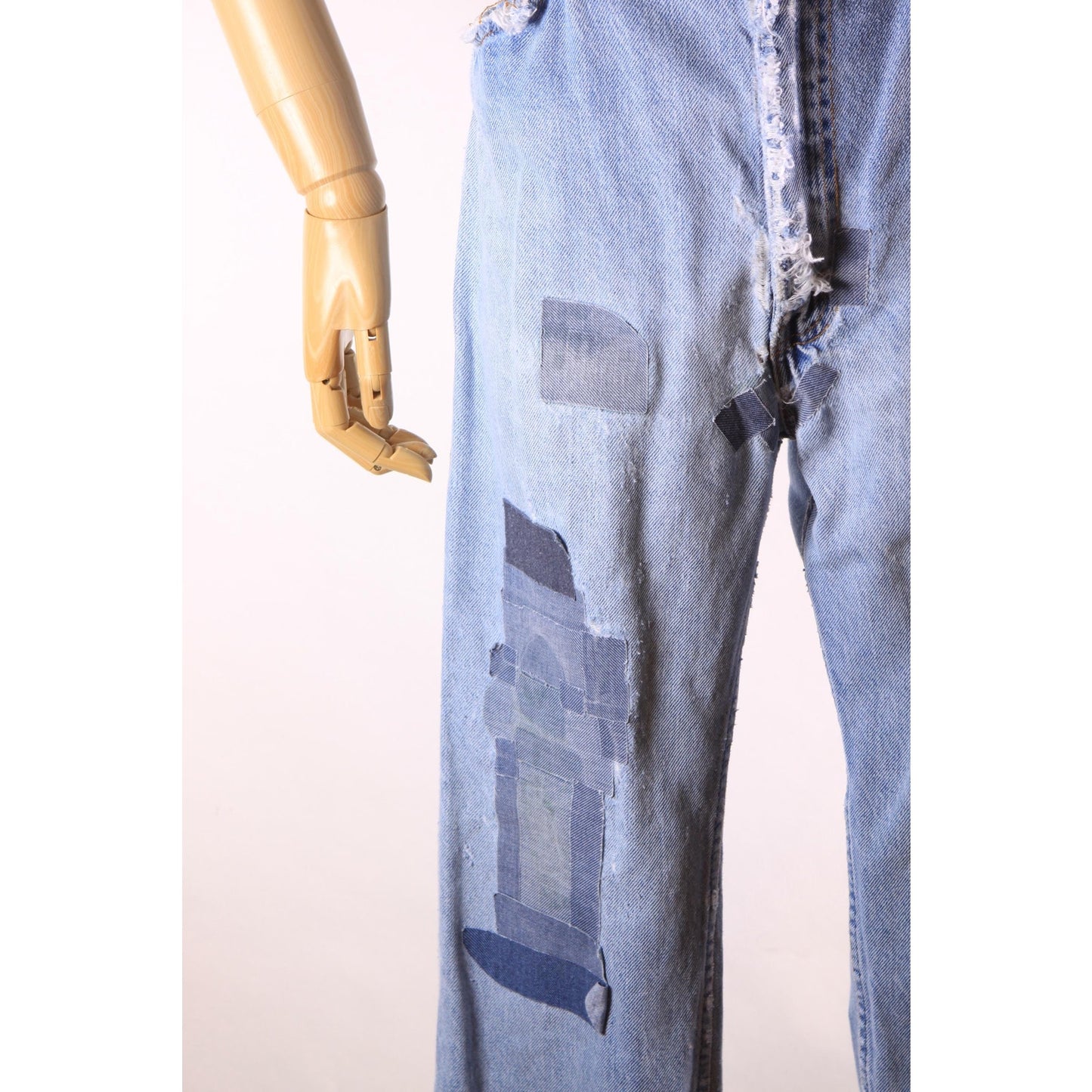 1980s Distressed Patch Fraying Blue Denim Orange Tab 517 Jeans by Levi's -38x30