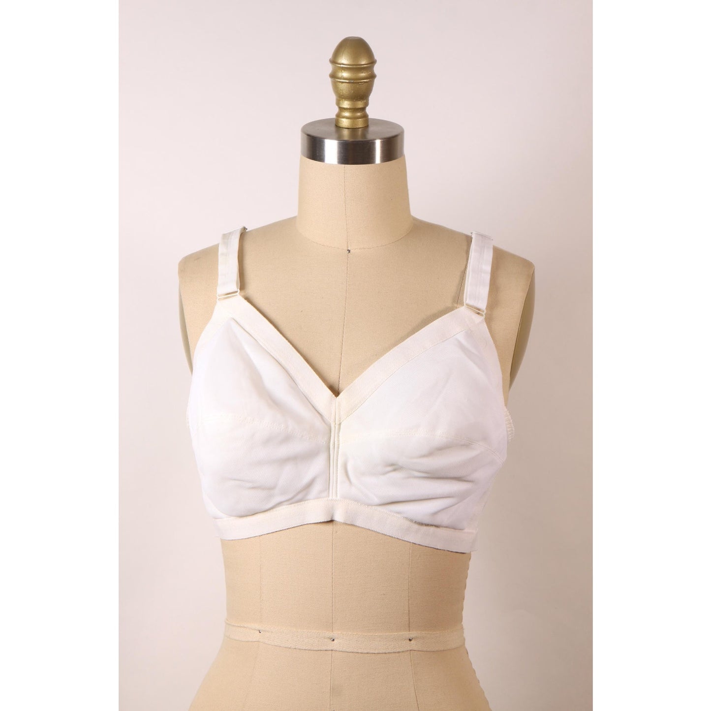 1970s White Seamed Cup Bra