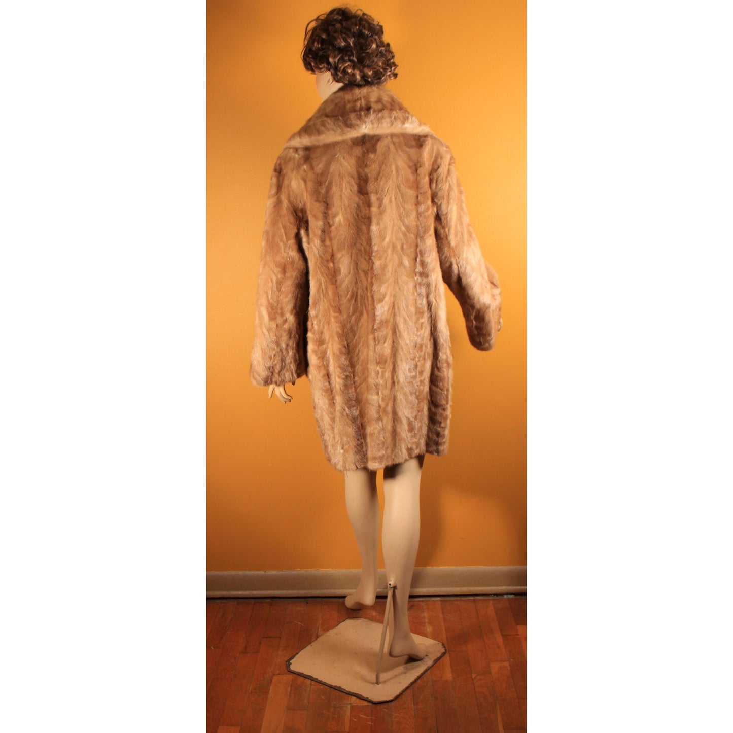 1950s Honey Brown Mink Fur Long Sleeve Pocketed Coat by Chajage's Atlanta -XL