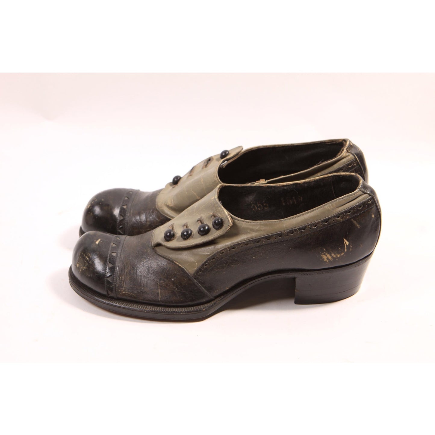 Antique 1900s 1910s 1920s Black and Gray Two Tone Button Up Formal Shoes