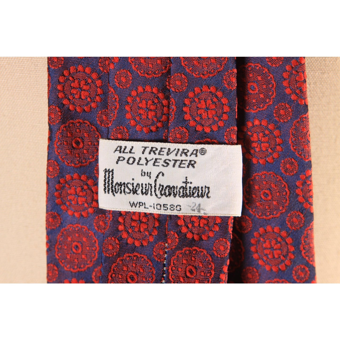 1970s Red and Black Circle Pattern Clip on Tie by Monsieur Cravatieur