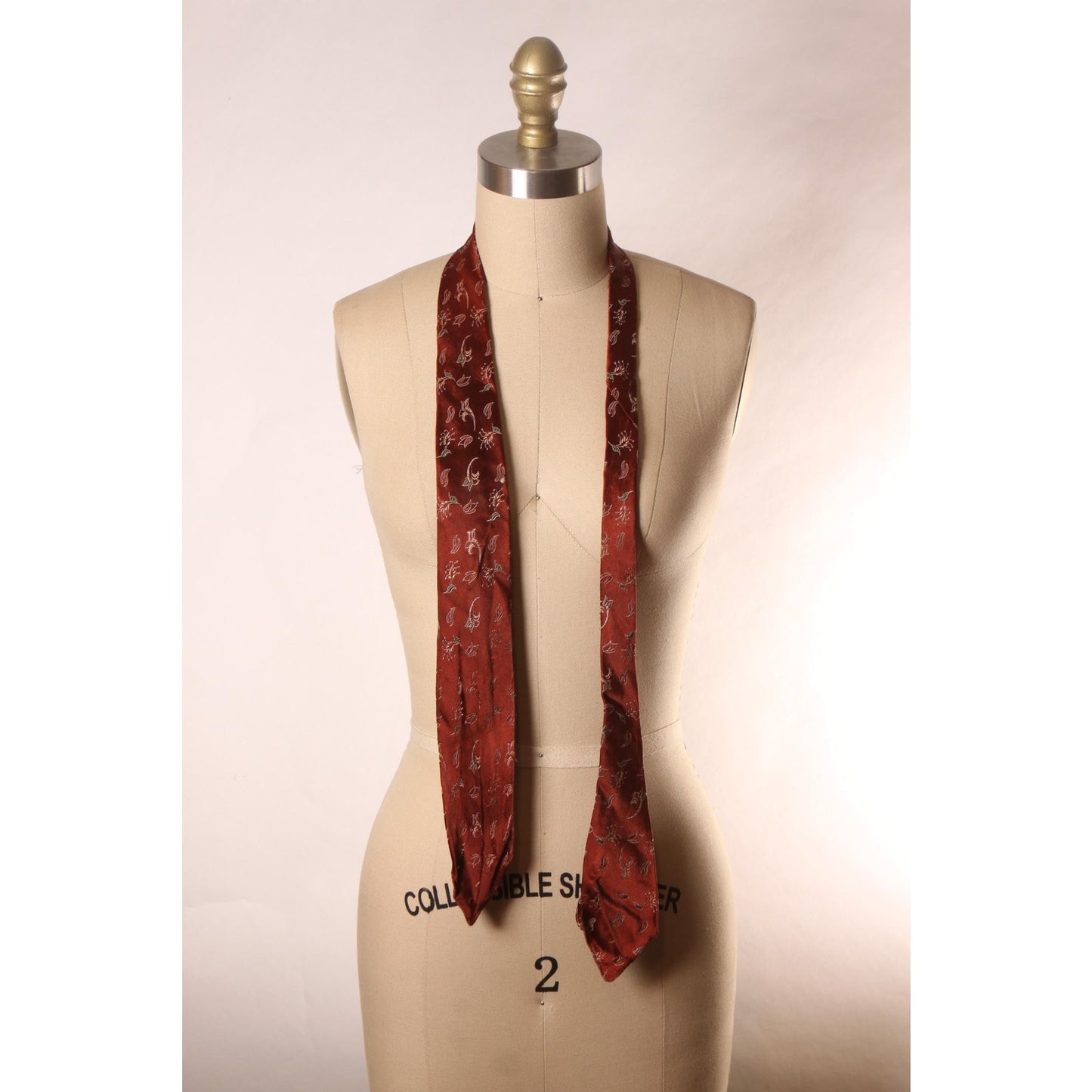 1950s Dark Red Floral Necktie Tie by Regal Wyman-Daniel