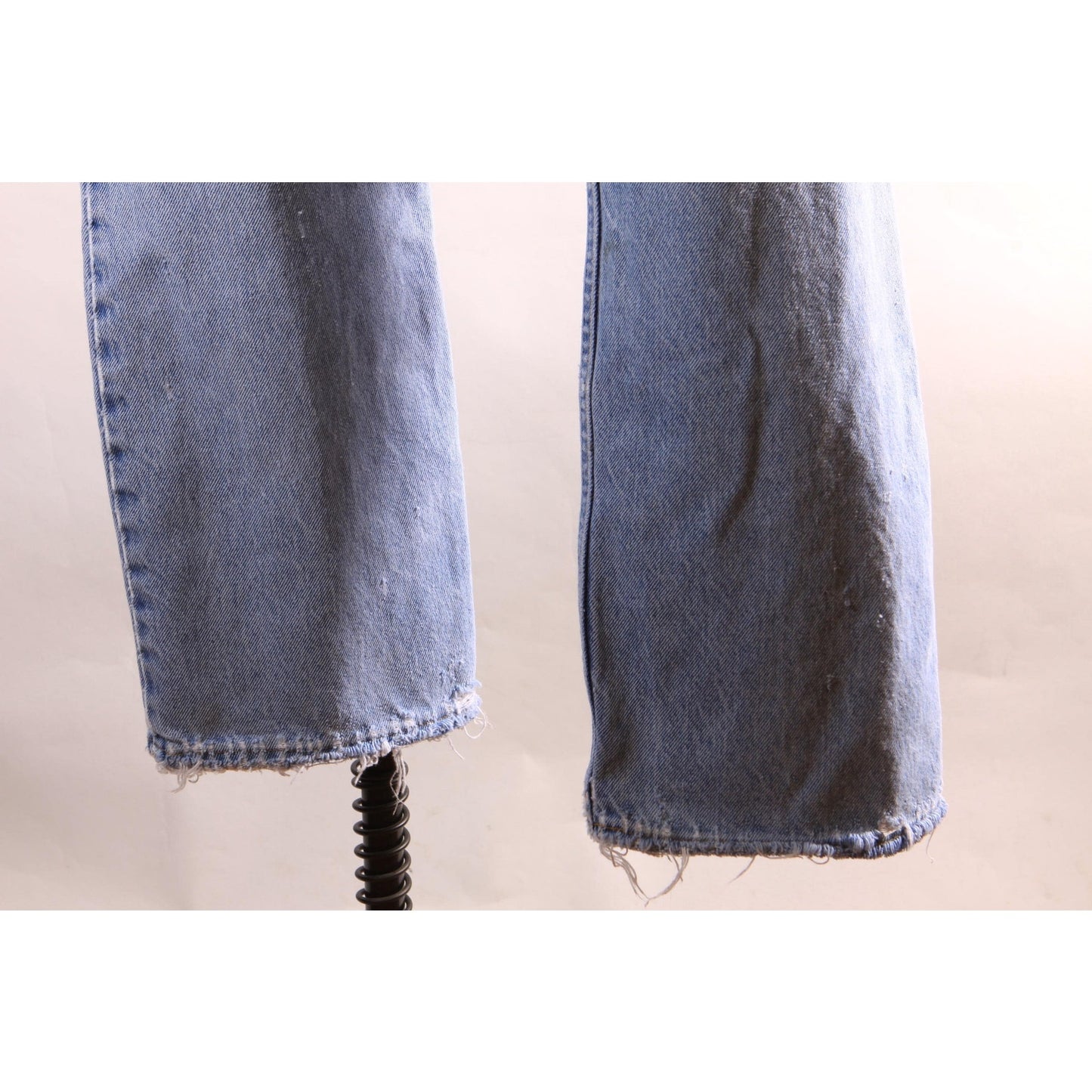 1980s Distressed Patch Fraying Blue Denim Orange Tab 517 Jeans by Levi's -38x29