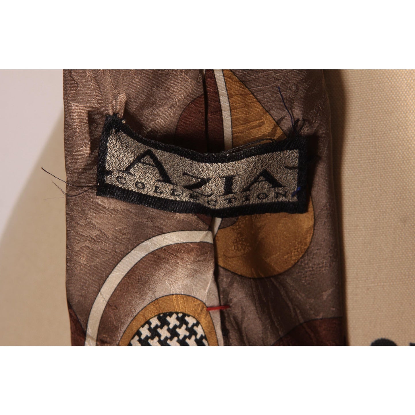 1980s Tan, Black and White Abstract Geometric Houndstooth Necktie Tie by Azia Collection