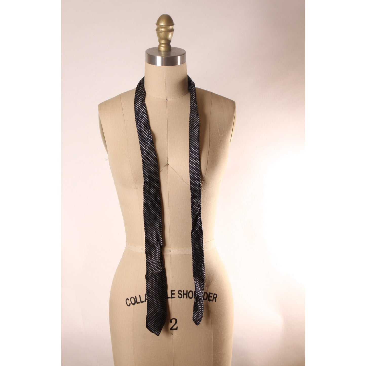 1960s Black and Gray Dot Pattern Necktie Tie
