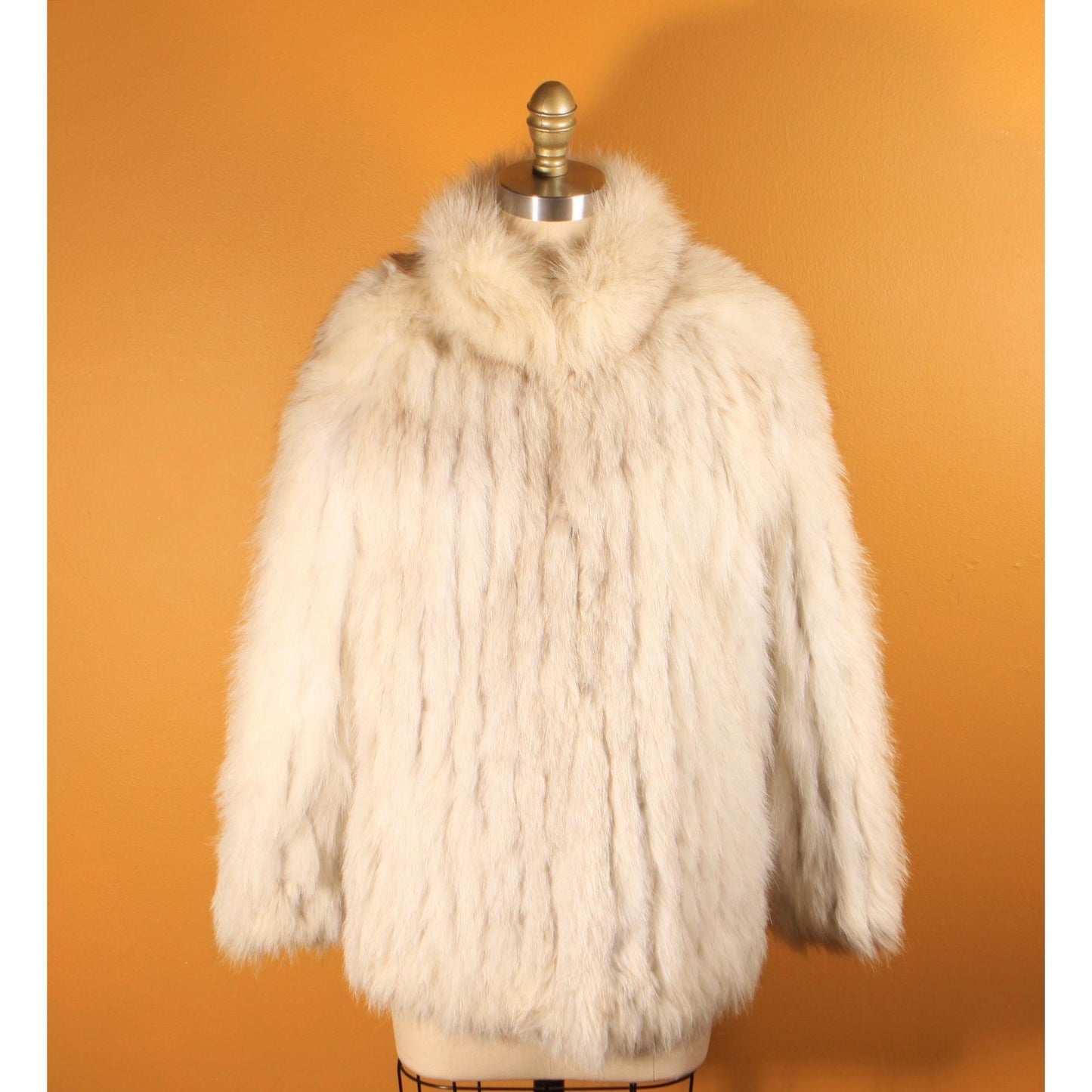 Late 1970s Early 1980s White and Gray Fox Fur Long Sleeve Coat -S