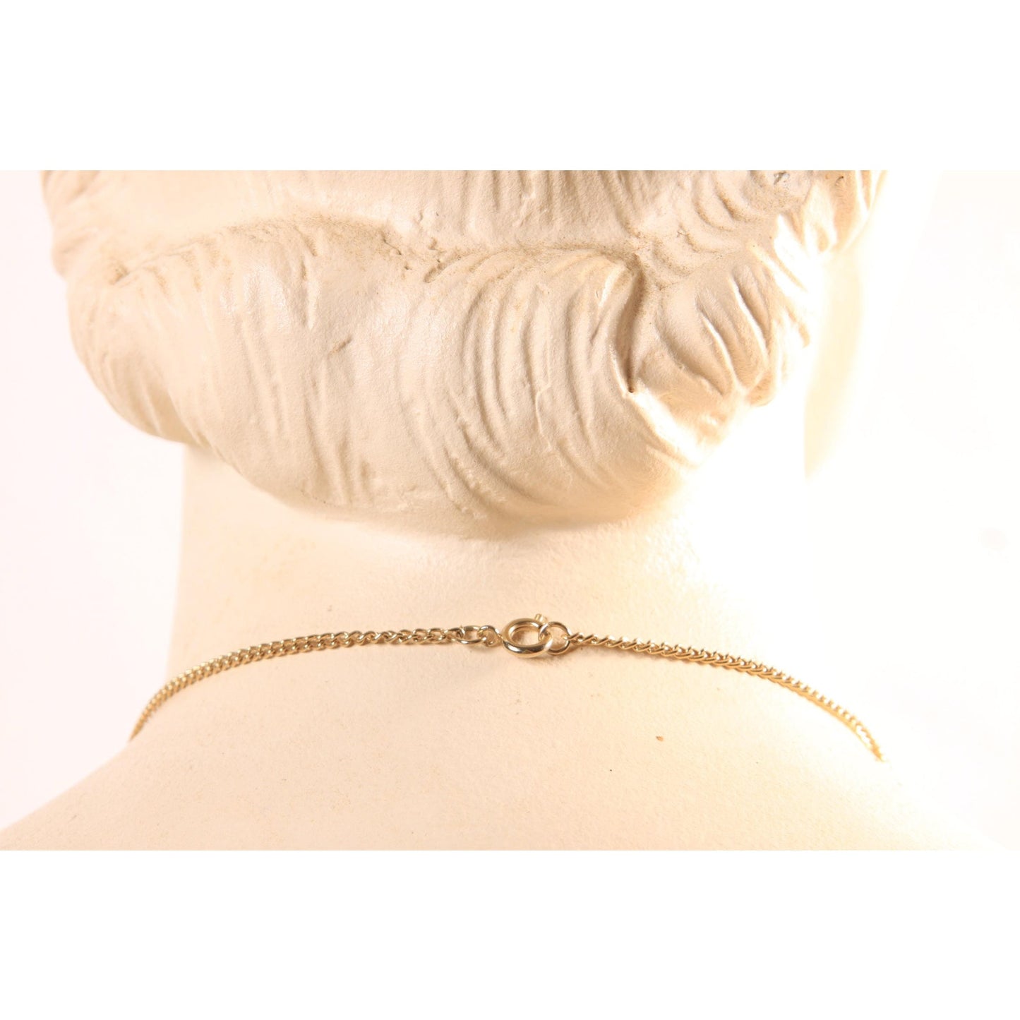 1970s Gold Tone Metal Pink and Cream Cameo Locket Pendant Necklace