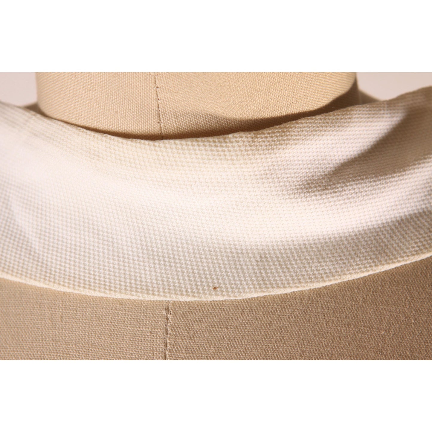 1960s White Oversize Bow Bowtie Collar Tie