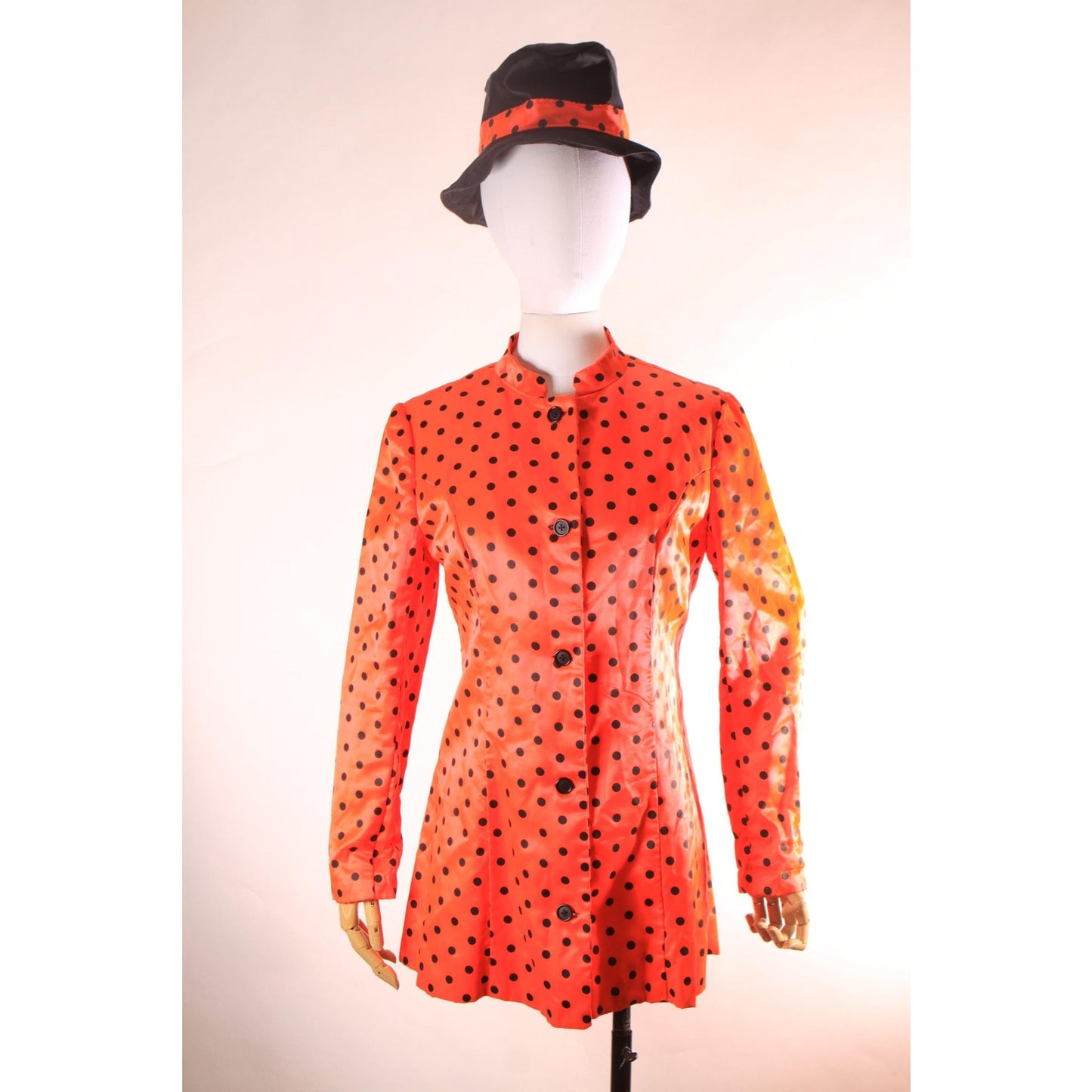 1970s 1980s Hot Pink and Black Satin Polka Dot Long Sleeve Button Down Blouse Jacket with Matching Hat Costume -L